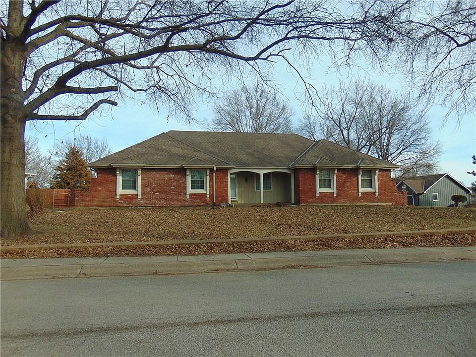 1st image of 201 Johnston Dr