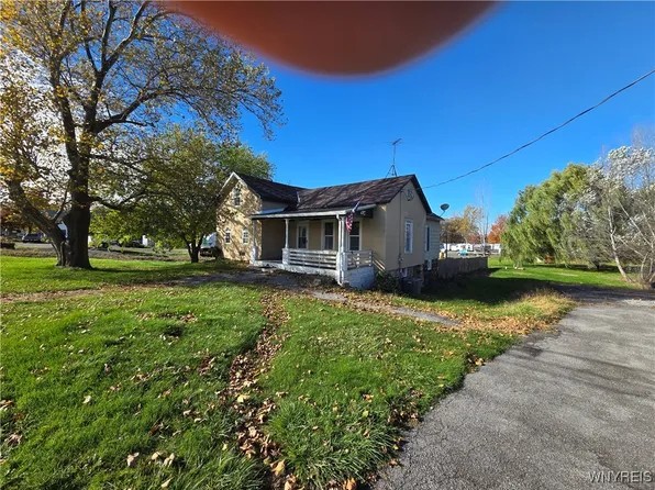 2535 Ridge Rd, Ransomville, NY 14131