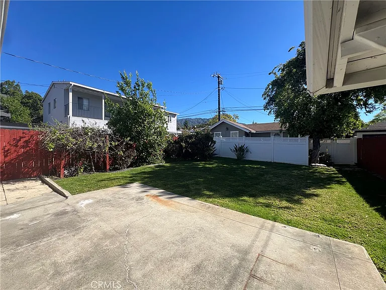 128 N Ivy Ave — Photo 11