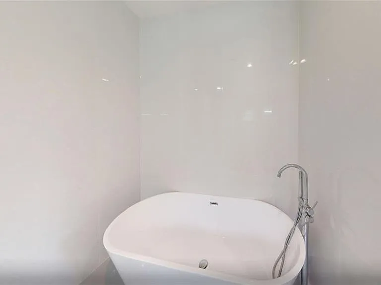 6048 Stratton Rd — Photo 18