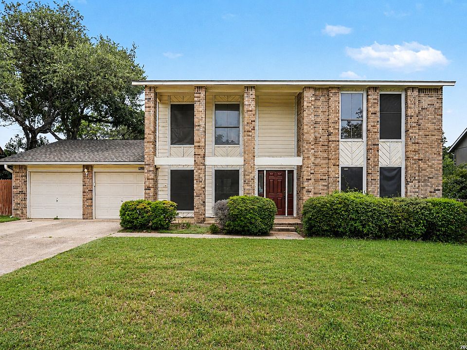 1st image of 18030 Summer Knoll Dr