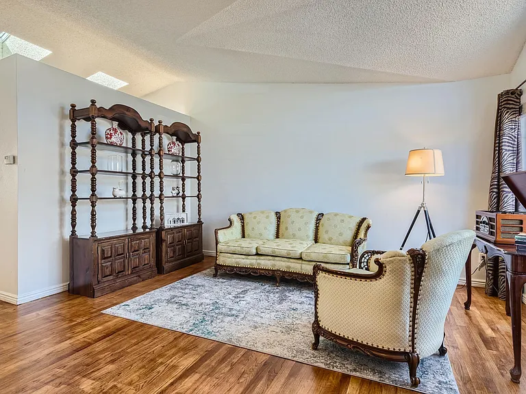 5106 Weeping Willow Cir #0 — Photo 3