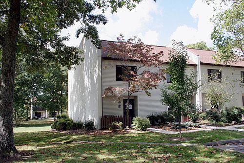 1st image of 79 Wilshire Heights Dr