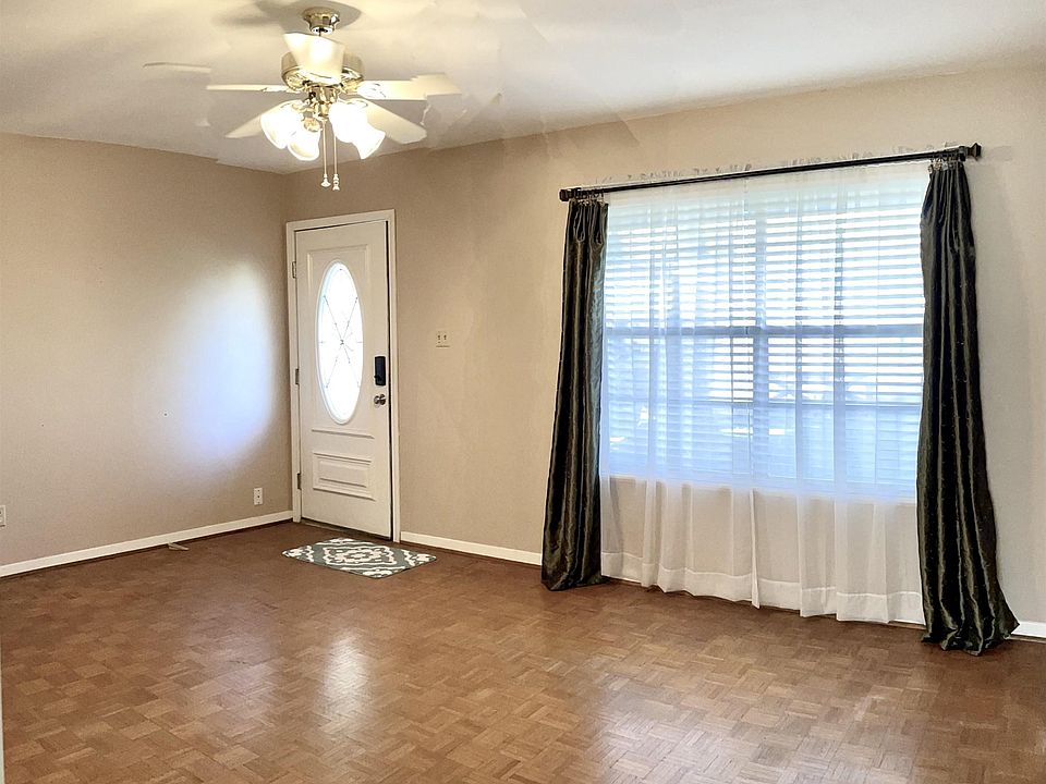 9055 McLean St, Beaumont, TX 77707 Zillow