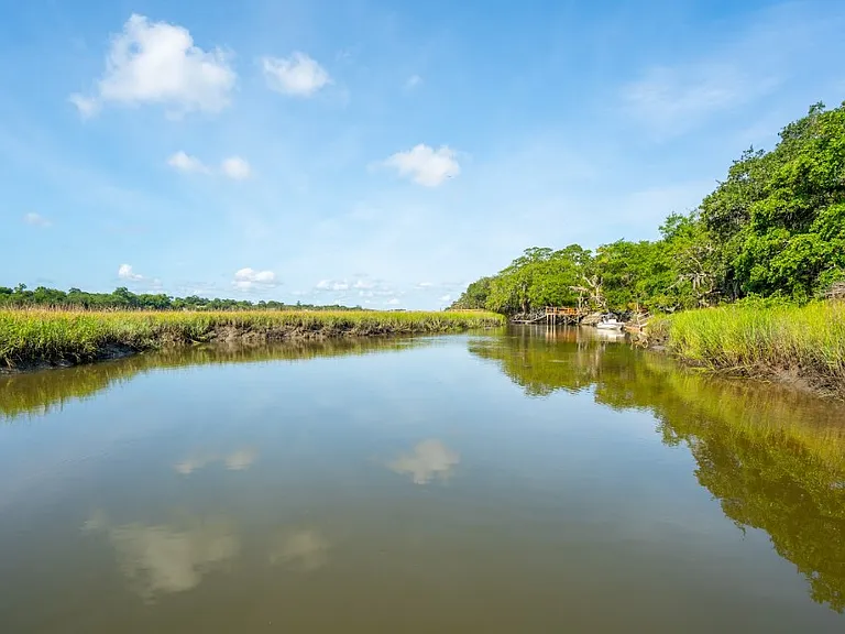 The Watch on Shem Creek — Photo 18
