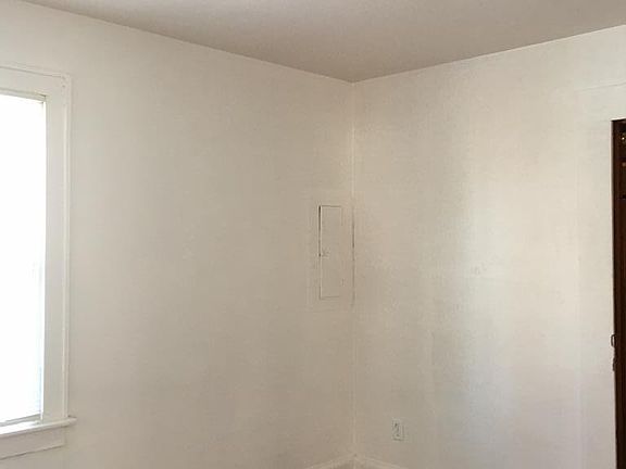 2nd image of 1720 Monohon St