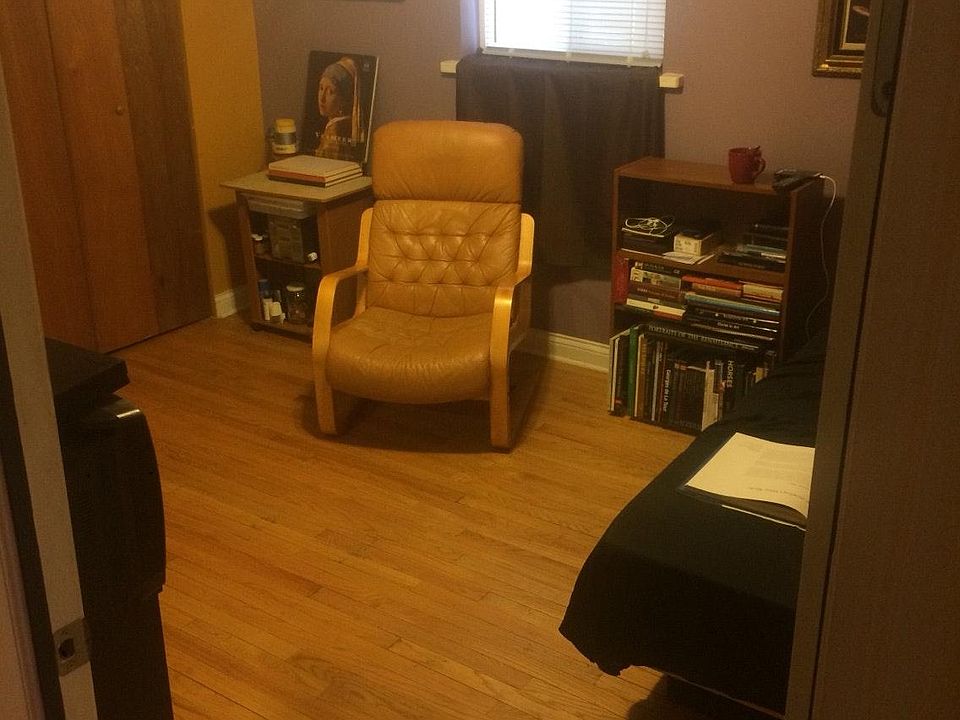 1st image of 4824 N Albany Ave #0