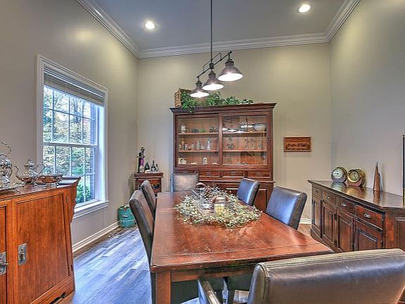 3rd image of 5426 Canova Ct