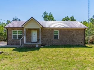 9127 Crestview Dr, Bon Aqua, TN 37025