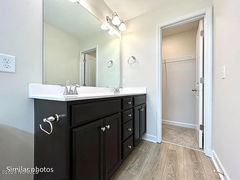 707 Alpha Ct — Photo 28