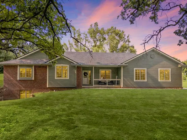 21922 Hawley Rd, Glenwood, IA 51534