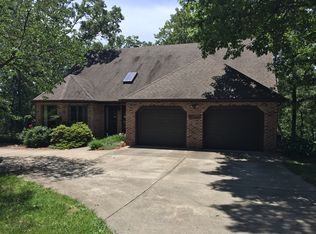 1927 Honey Creek Rd, Jefferson City, MO 65101