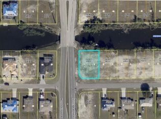 3 NE 8th Ter, Cape Coral, FL 33909