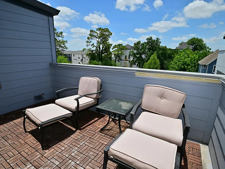 1117 W 16th St #C — Photo 96