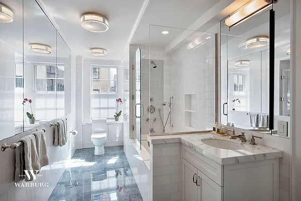 Sold by Warburg | media 5