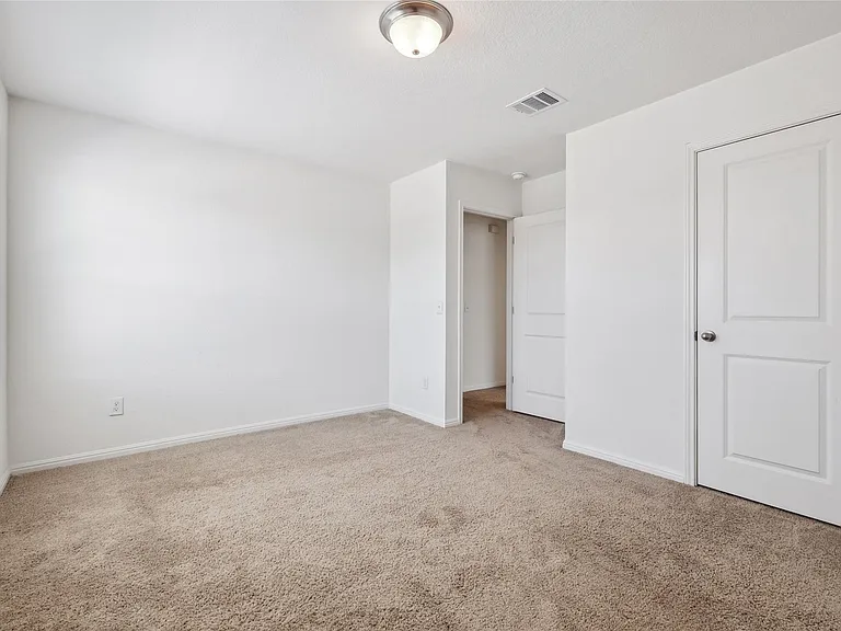 14105 Jeannette Rankin Rd — Photo 25