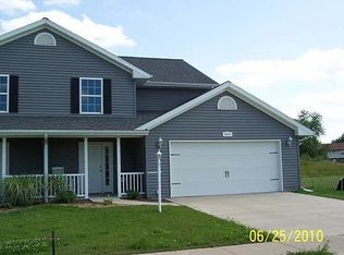 2025 Macon St, Mahomet, IL 61853