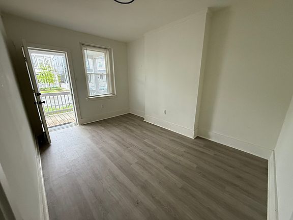 2nd image of 606 N 32nd St APT A
