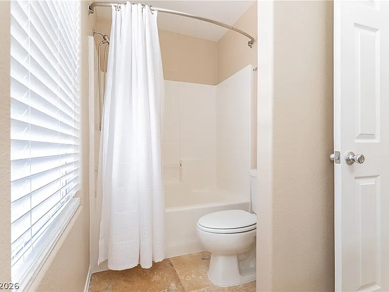 11705 Grotta Azzurra Ave — Photo 34