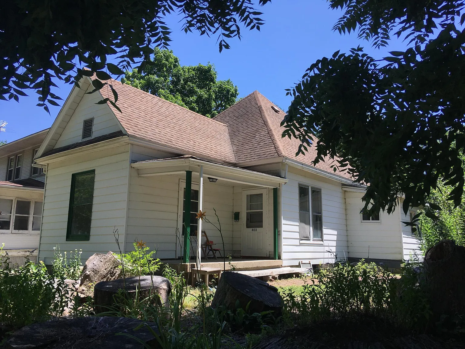 403 E California Ave photo 1
