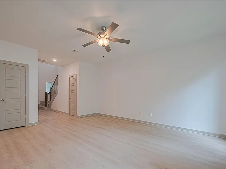 11622 Twain Dr — Photo 12
