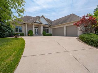 2913 Abbotsbury Ct, Greenwood, IN