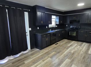 408 Wagon Wheel Trl, Radcliff, KY 40160