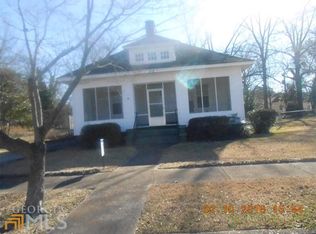 312 E 6th St, West Point, GA 31833
