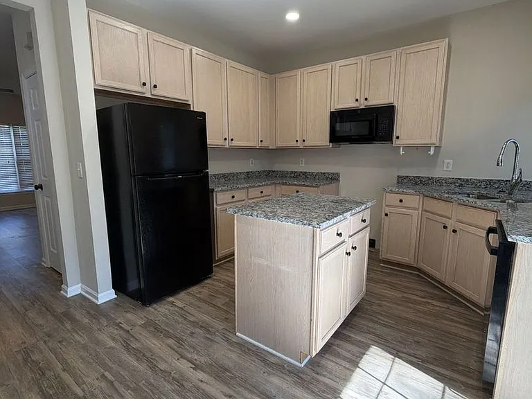 2924 Little Stream Ct — Photo 11