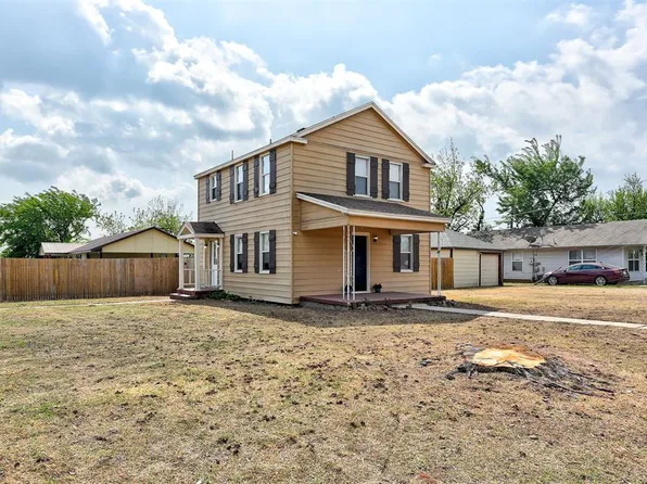 2070 Harrison Ave, Harrah, OK 73045