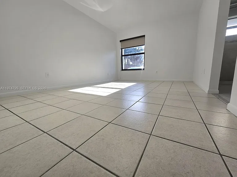 15081 SW 127th Ct — Photo 8