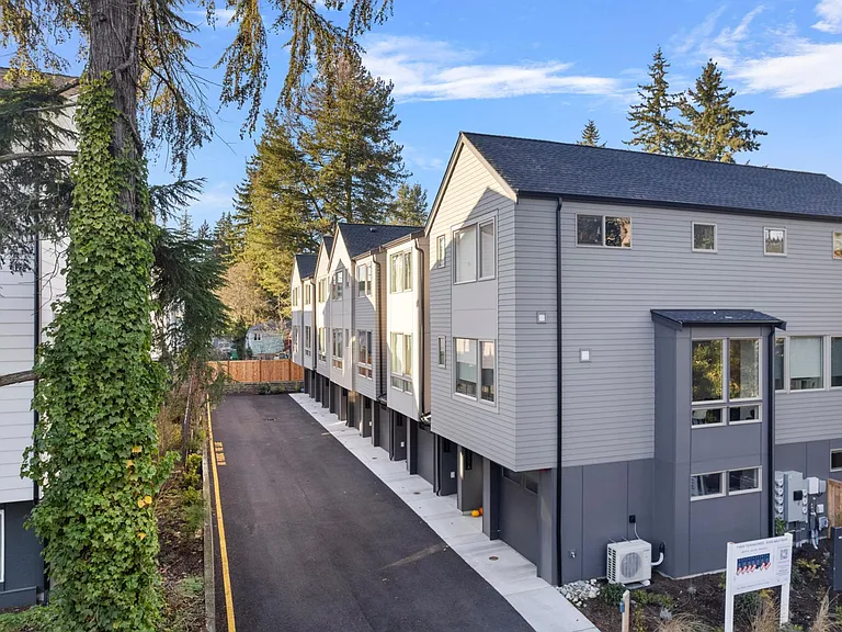 18007 3rd Ave NE — Photo 31