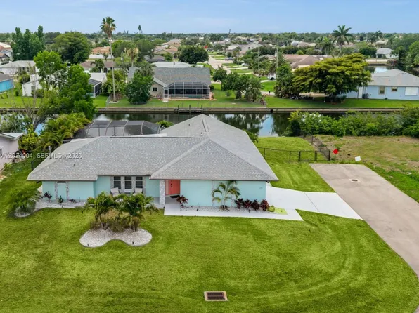2102 SE 8th St, Cape Coral, FL 33990