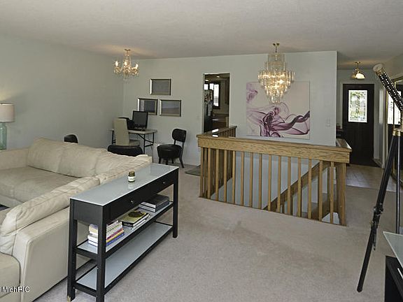 5th image of 205 Brentwood Dr
