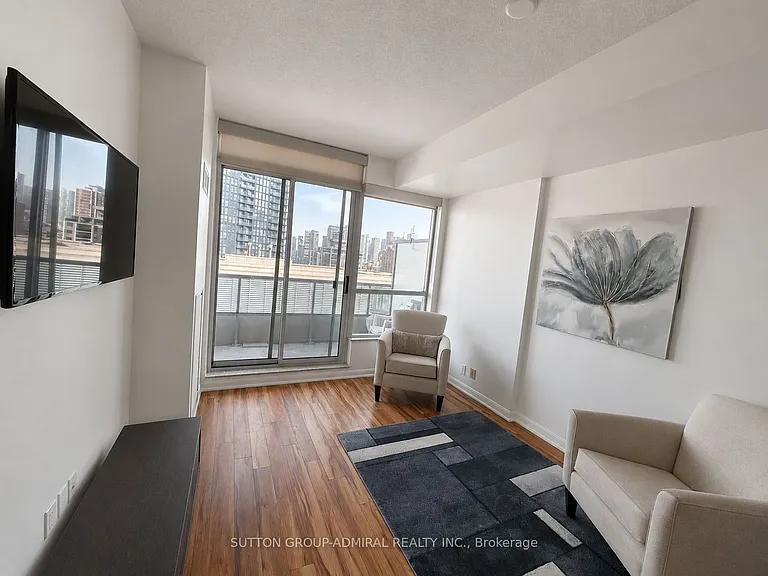 500 Sherbourne St #1205 — Photo 5