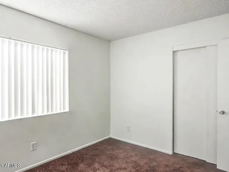 1709 W Mountain View Rd #201 — Photo 5