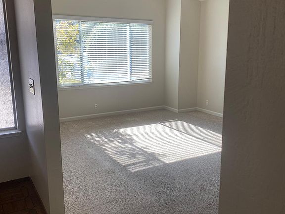 3rd image of 718 Buck Ave