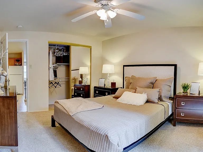 Overhead Fan/Light