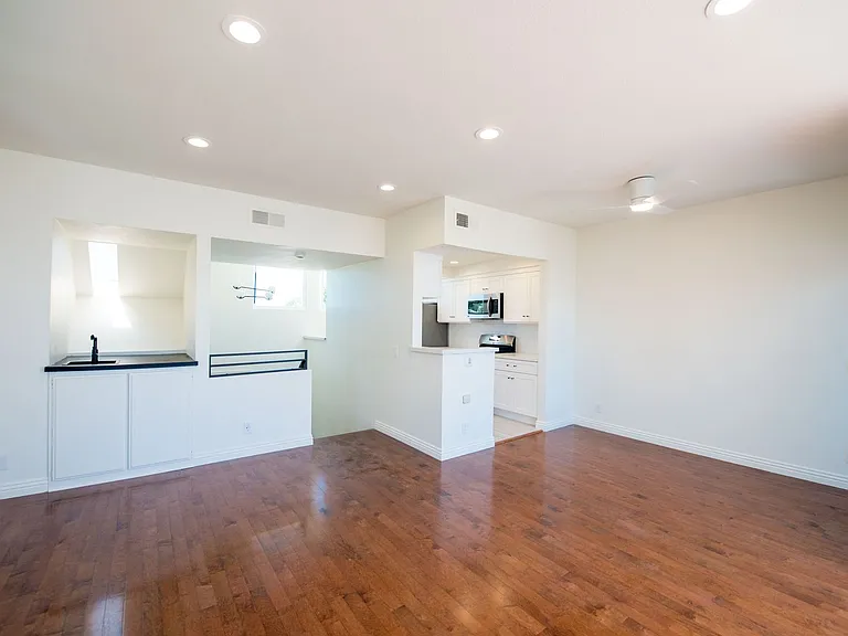 3299 Tempe Dr — Photo 8