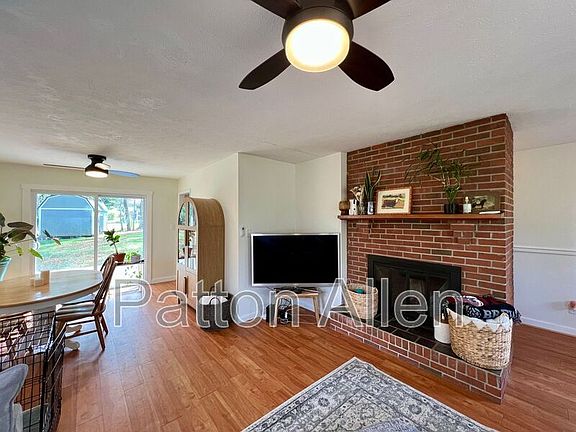 5th image of 30 Stevens Hill Rd
