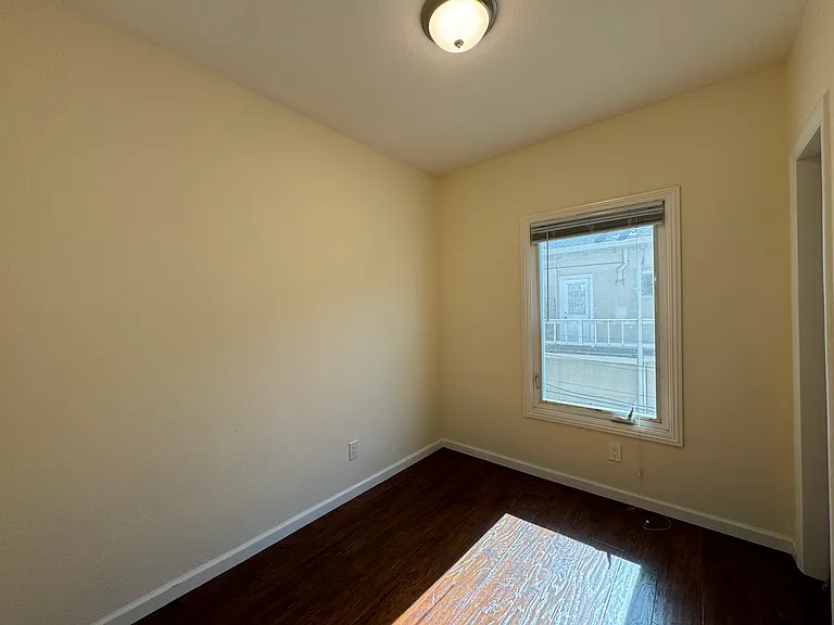 2079-87 Delaware Street — Photo 44