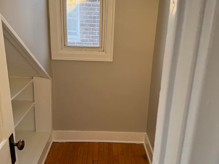 7th Pl — Photo 3