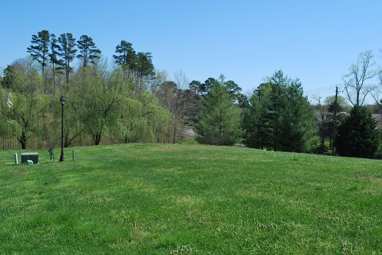 1st image of 518 Stratfield Way