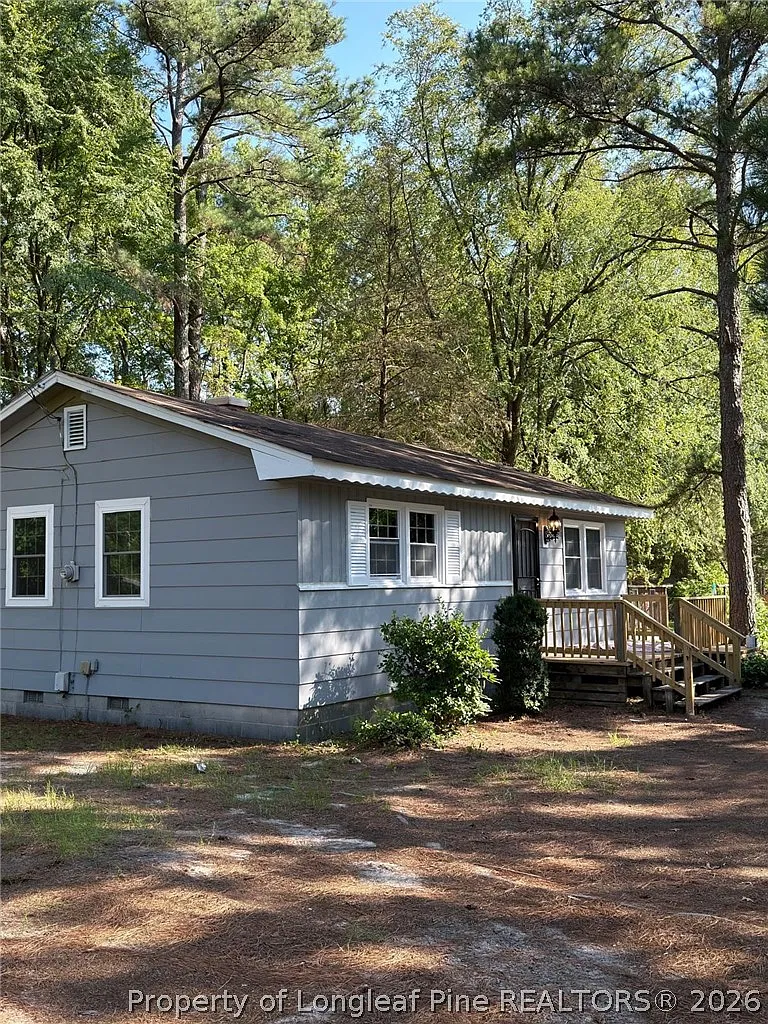 2 bed, 1.0 bath, 768 sqft, $1,100 — Photo 2