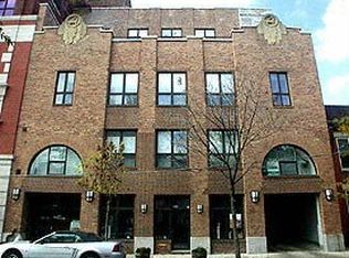 1448 N Orleans St #P3, Chicago, IL 60610