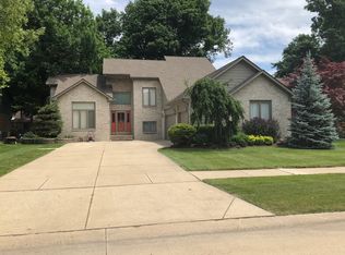 42108 Kyle Dr, Clinton Township, MI