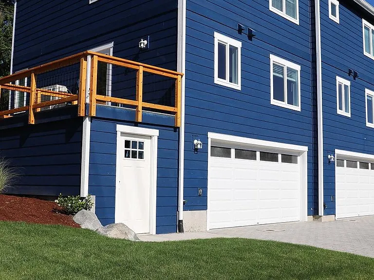 910 Adele Ave #A — Photo 2