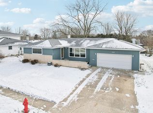 110 Pooler Ave, Dekalb, IL 60115