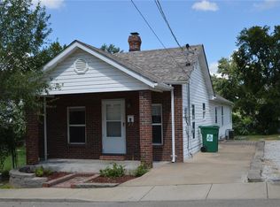 415 N 4th St, Festus, MO 63028