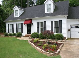 247 Baywood Cir, Lagrange, GA 30240